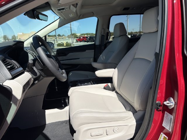 New 2027 Honda Odyssey EX-L image 8