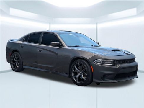 Used 2022 Dodge Charger R/T w/ Plus Group RWD image 7