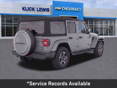 Used 2018 Jeep Wrangler Unlimited Sport S AWD/4WD image 8