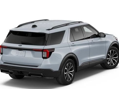 New 2026 Ford Explorer ST-Line AWD/4WD image 3