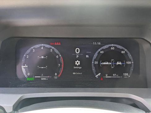 Used 2025 Toyota Tacoma TRD Sport AWD/4WD image 10