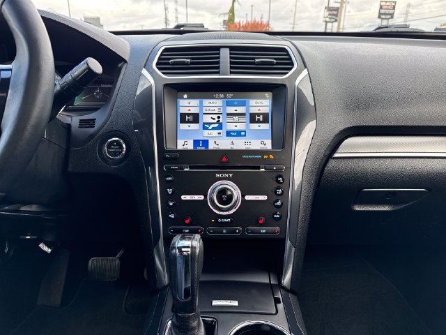 Used 2018 Ford Explorer Sport AWD/4WD image 23