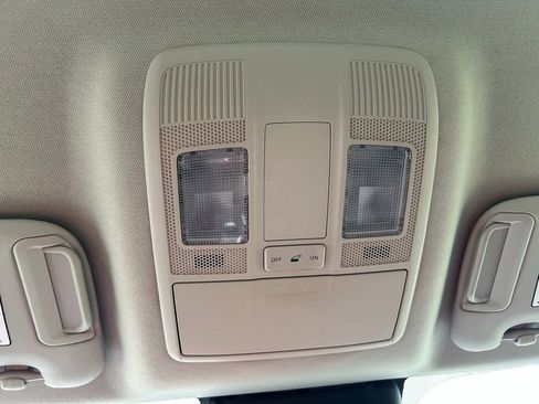 Used 2018 MAZDA MAZDA3 Touring image 28