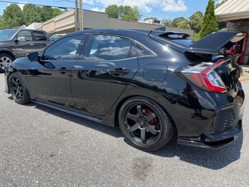 Used 2017 Honda Civic Sport image 8