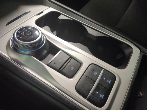 Used 2022 Ford Explorer XLT RWD image 26