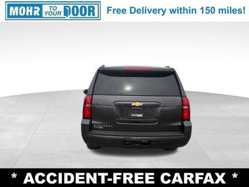 Used 2018 Chevrolet Suburban LT w/ LT Signature Package image 4