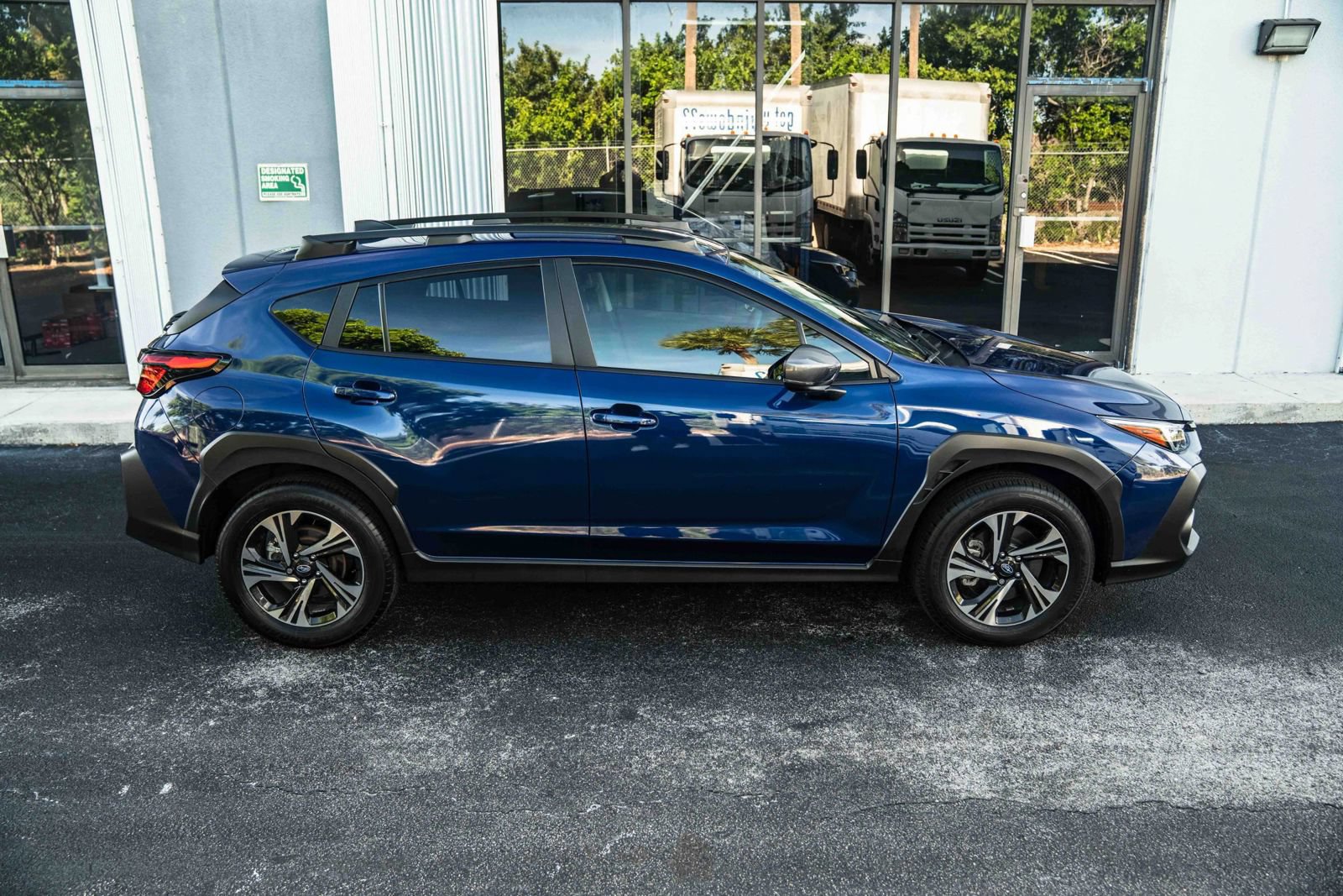 Used 2025 Subaru Crosstrek 2.5i Premium AWD/4WD image 6