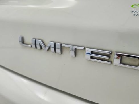 Used 2019 Jeep Compass Limited FWD image 19