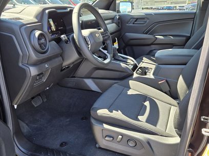 New 2026 Chevrolet Colorado W/T w/ WT Custom Package