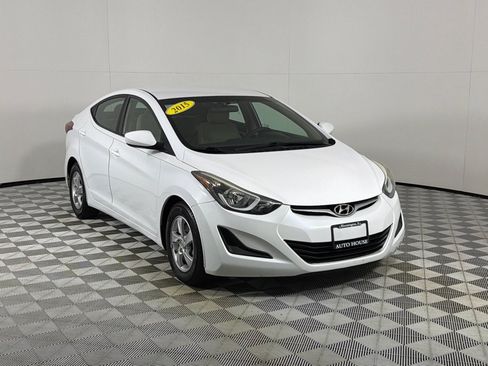 Used 2015 Hyundai Elantra SE FWD image 3