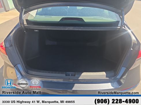 Used 2022 Honda Civic Sport image 8