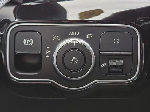 Certified 2023 Mercedes-Benz CLA 250 4MATIC image 21