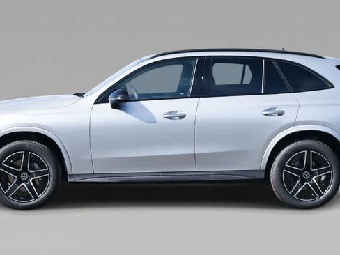 Used 2026 Mercedes-Benz GLC 300 4MATIC image 9