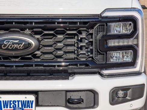 New 2026 Ford F250 Lariat w/ Black Appearance Package image 8