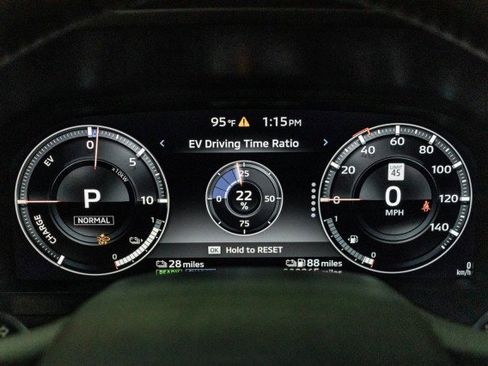 New 2025 Mitsubishi Outlander SEL image 12