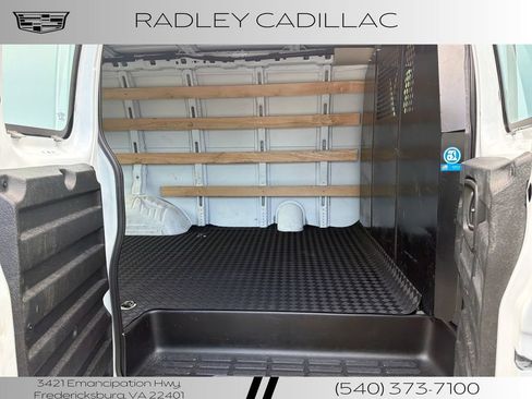 Used 2025 GMC Savana 2500 w/ Driver Convenience Package RWD image 8