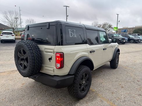 New 2025 Ford Bronco Big Bend image 5