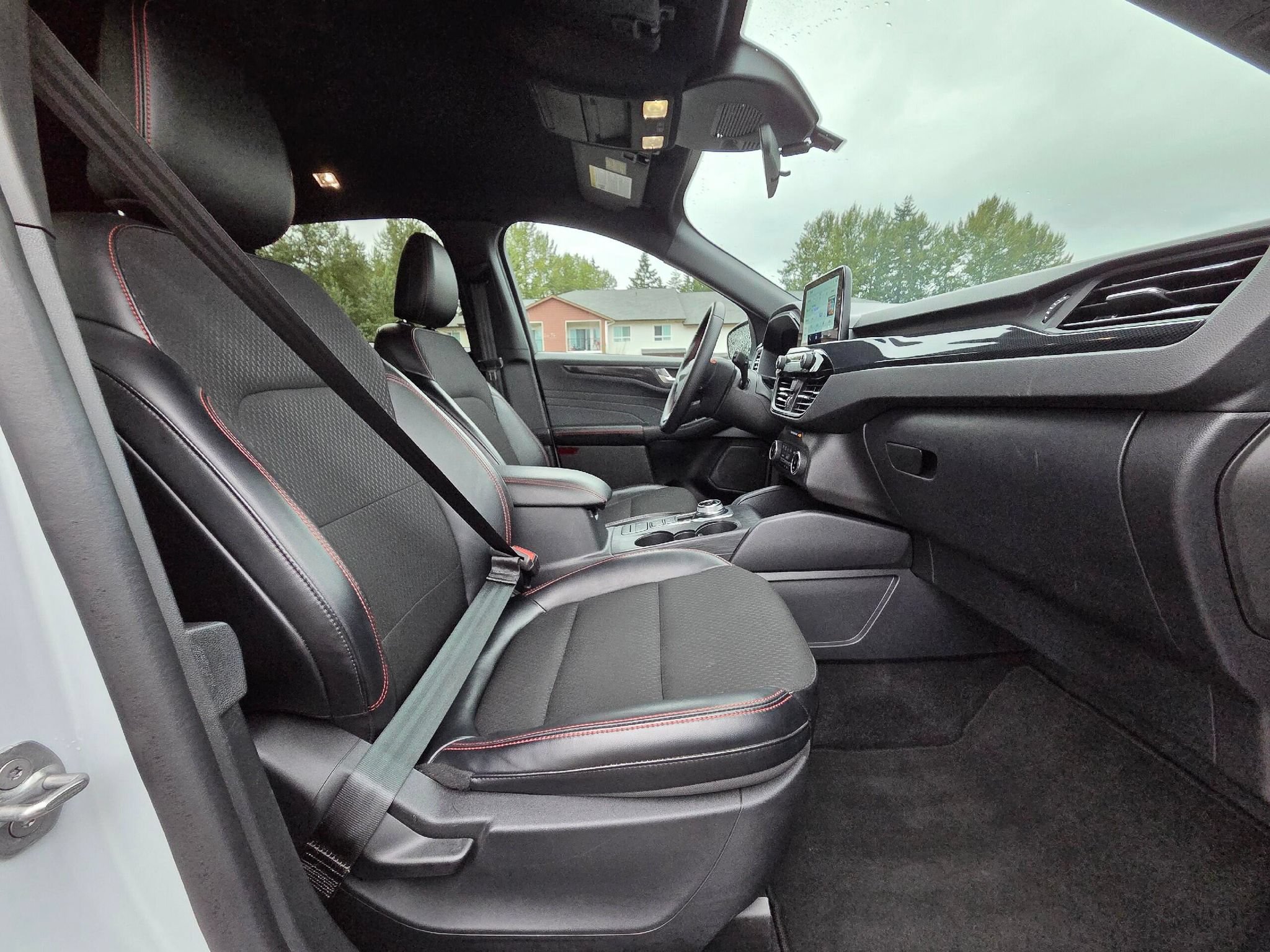 Used 2025 Ford Escape ST-Line AWD/4WD image 27