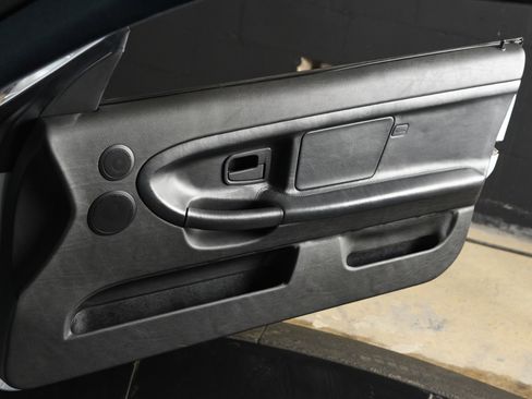 Used 1998 BMW M3 Coupe image 32