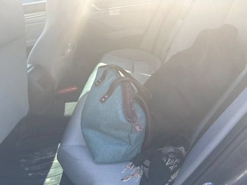 Used 2018 Honda Accord LX image 5