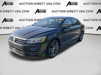 Used 2017 Volkswagen Passat 1.8T R-Line w/ R-Line Lighting Package FWD video 2