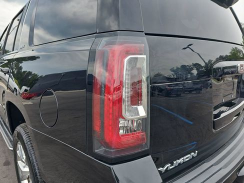 Used 2020 GMC Yukon SLE w/ SLE Value Package RWD image 37