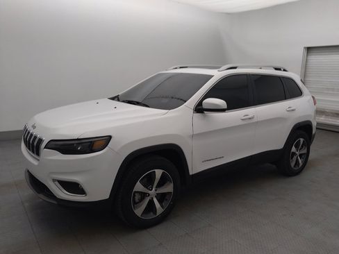 Used 2020 Jeep Cherokee Limited image 2