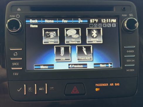 Used 2017 Chevrolet Traverse LT w/ Style and Technology Package FWD image 44