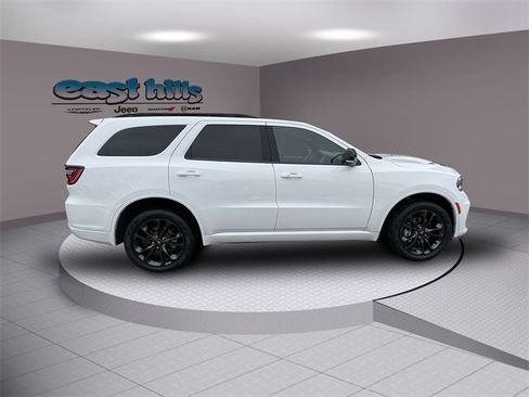 Used 2022 Dodge Durango GT image 2