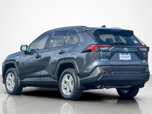Certified 2021 Toyota RAV4 LE w/ Carpet Mat Package (TMS) AWD/4WD image 3