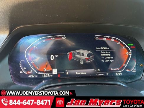 Used 2021 BMW X7 xDrive40i w/ M Sport Package image 3