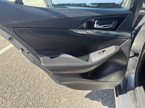 Used 2020 Nissan Maxima 3.5 SV w/ Floor Mat Group FWD image 21