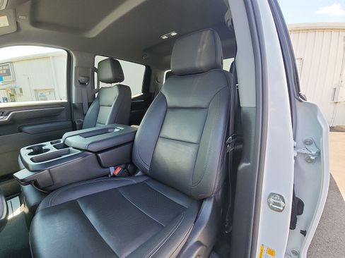 Used 2026 GMC Sierra 1500 SLT AWD/4WD image 21