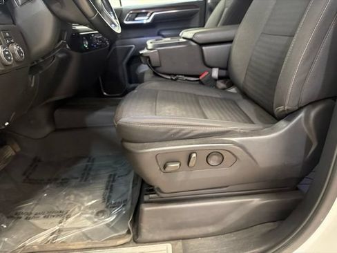 Used 2023 Chevrolet Silverado 1500 LT w/ Protection Package AWD/4WD image 11