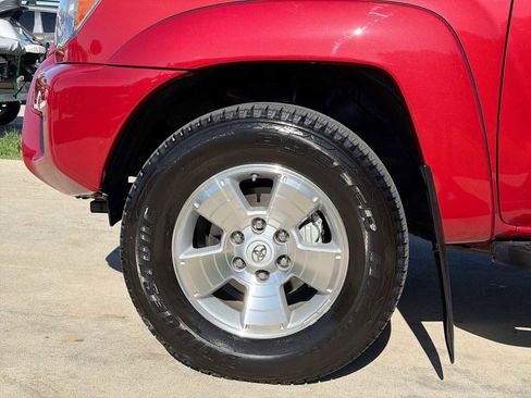 Used 2013 Toyota Tacoma 4x4 Double Cab w/ TRD Sport Pkg image 10