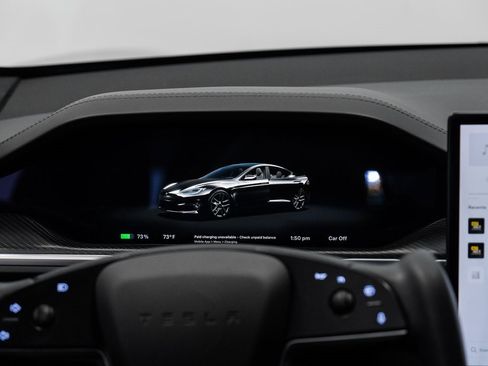 Used 2022 Tesla Model S Plaid image 22