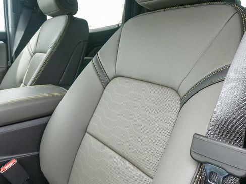 New 2026 Chevrolet Colorado ZR2 w/ Technology Package AWD/4WD image 21