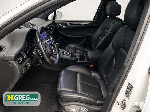 Used 2024 Porsche Macan w/ Premium Plus Package AWD/4WD image 10