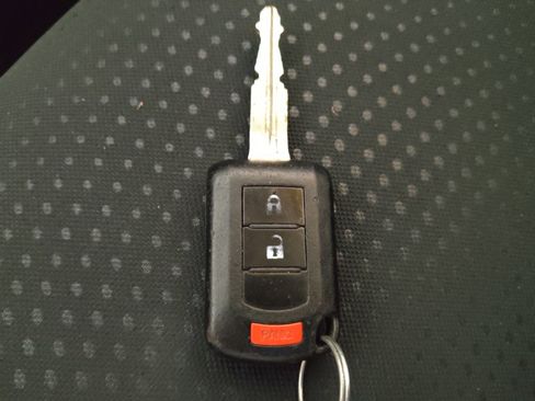 Used 2019 Mitsubishi Mirage G4 ES FWD image 32