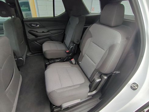 Certified 2023 Chevrolet Traverse LT image 24