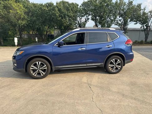 Used 2017 Nissan Rogue SL w/ SL Premium Package AWD/4WD image 14