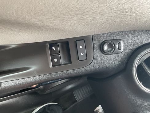 Used 2013 Chevrolet Camaro LS RWD image 12