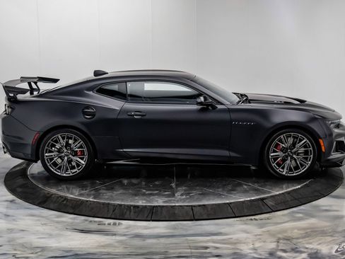 Used 2024 Chevrolet Camaro ZL1 RWD image 28