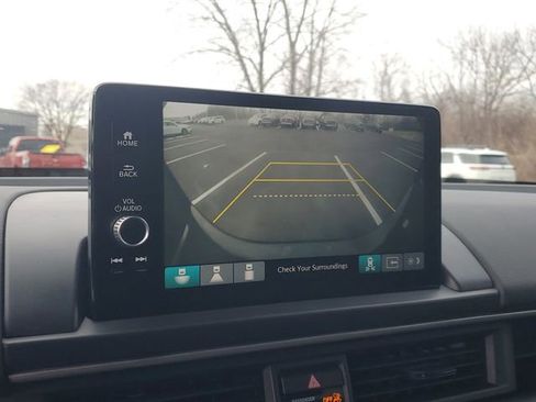 Used 2023 Honda Pilot Touring image 23