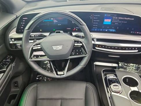 Used 2024 Cadillac Lyriq Sport image 37