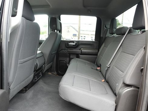 Used 2022 Chevrolet Silverado 2500 Custom w/ Custom Convenience Package AWD/4WD image 22