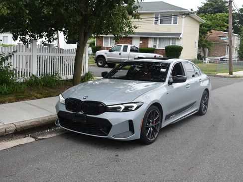 Used 2024 BMW M340i xDrive AWD/4WD image 3