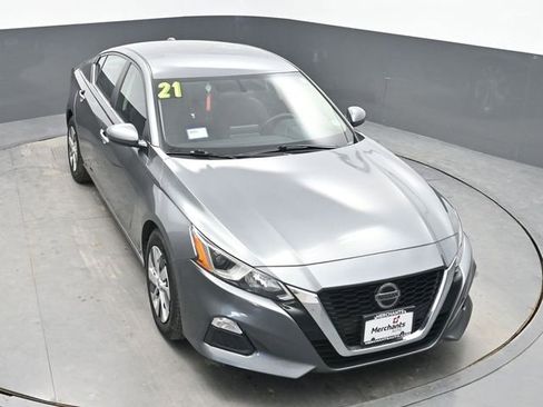 Used 2020 Nissan Altima 2.5 S FWD image 22