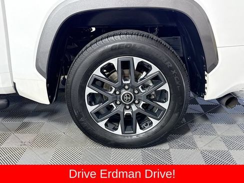 Used 2023 Toyota Tundra Limited w/ Power Package RWD image 4