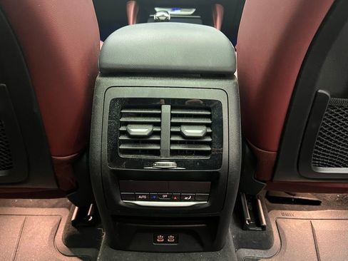 Certified 2023 BMW X4 M40i w/ Premium Package image 9